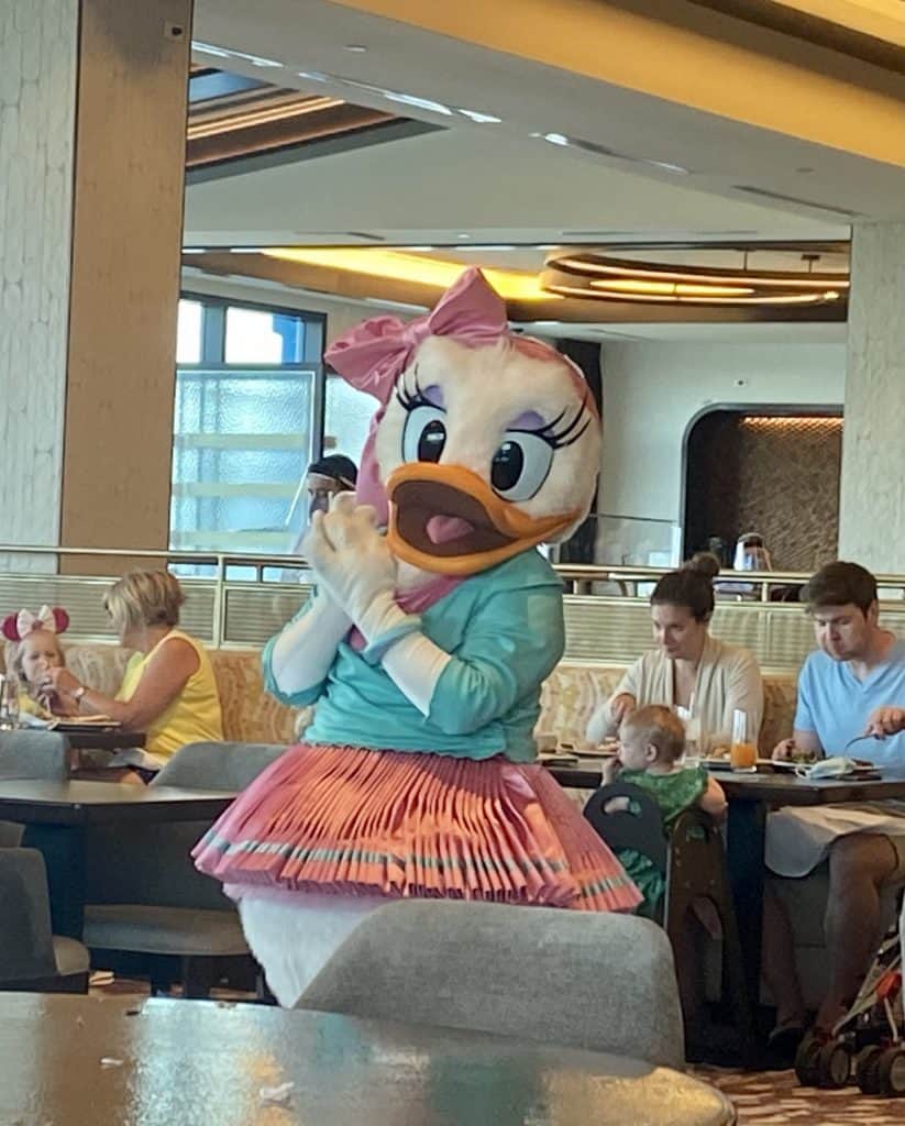 Daisy Duck at Topolino's Terrace Character breakfast
