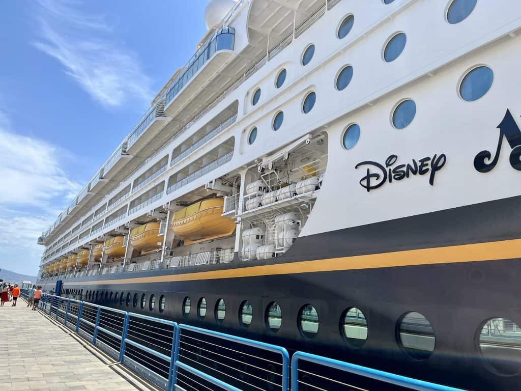 Disney Magic Ship