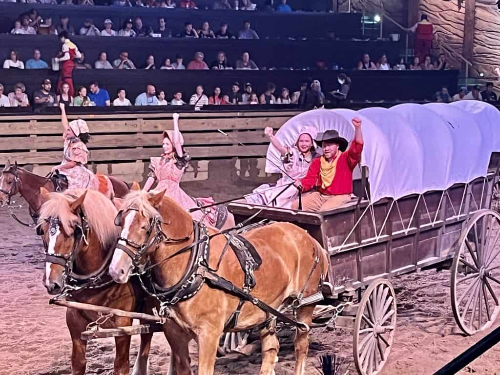 covered wagon at Dolly Parton Stampede